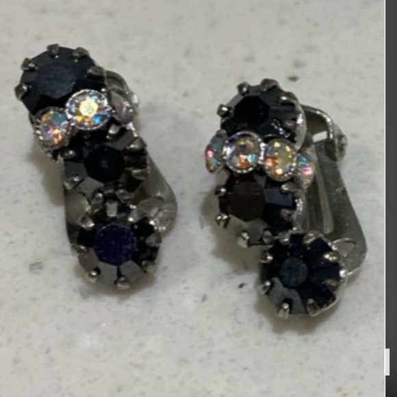 Elegant Silver Heart Pendant Necklace and stone crystal earrings - Picture 5 of 6